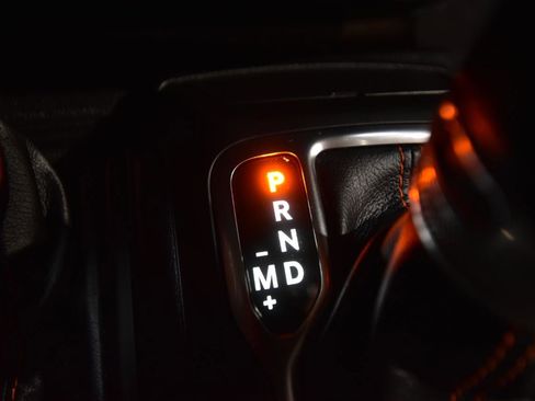 Used 2021 Jeep Gladiator Mojave AWD/4WD image 38