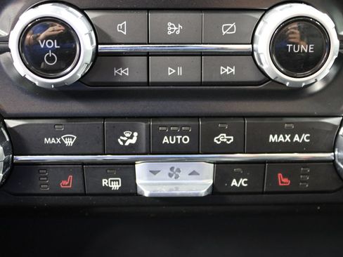 Used 2024 Ford F150 XLT w/ Equipment Group 303A High AWD/4WD image 74