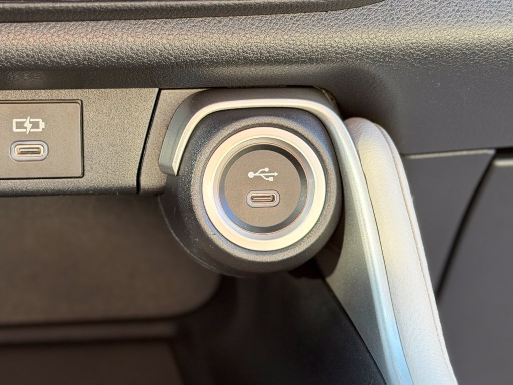 Certified 2024 Toyota Grand Highlander AWD image 23