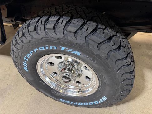 Used 1991 Dodge D/W Truck 250 image 30