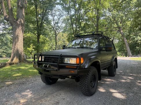 Used 1996 Toyota Land Cruiser AWD/4WD image 11