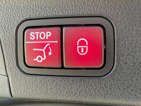 Certified 2021 Mercedes-Benz GLE 350 image 11