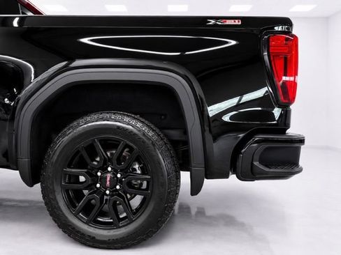 Used 2025 GMC Sierra 1500 Elevation w/ Elevation Premium Package AWD/4WD image 11