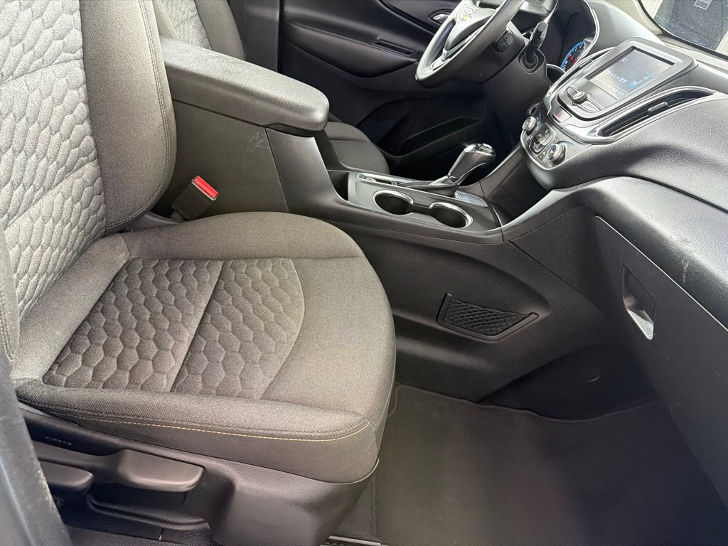 Used 2018 Chevrolet Equinox LT FWD image 23