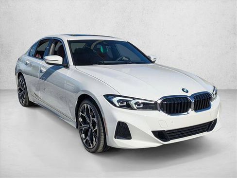 Used 2026 BMW 330i Sedan w/ Premium Package image 6