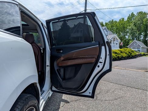 Used 2020 Acura MDX SH-AWD w/ Advance Package image 12