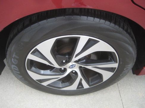 Used 2022 Subaru Legacy Premium AWD/4WD image 8