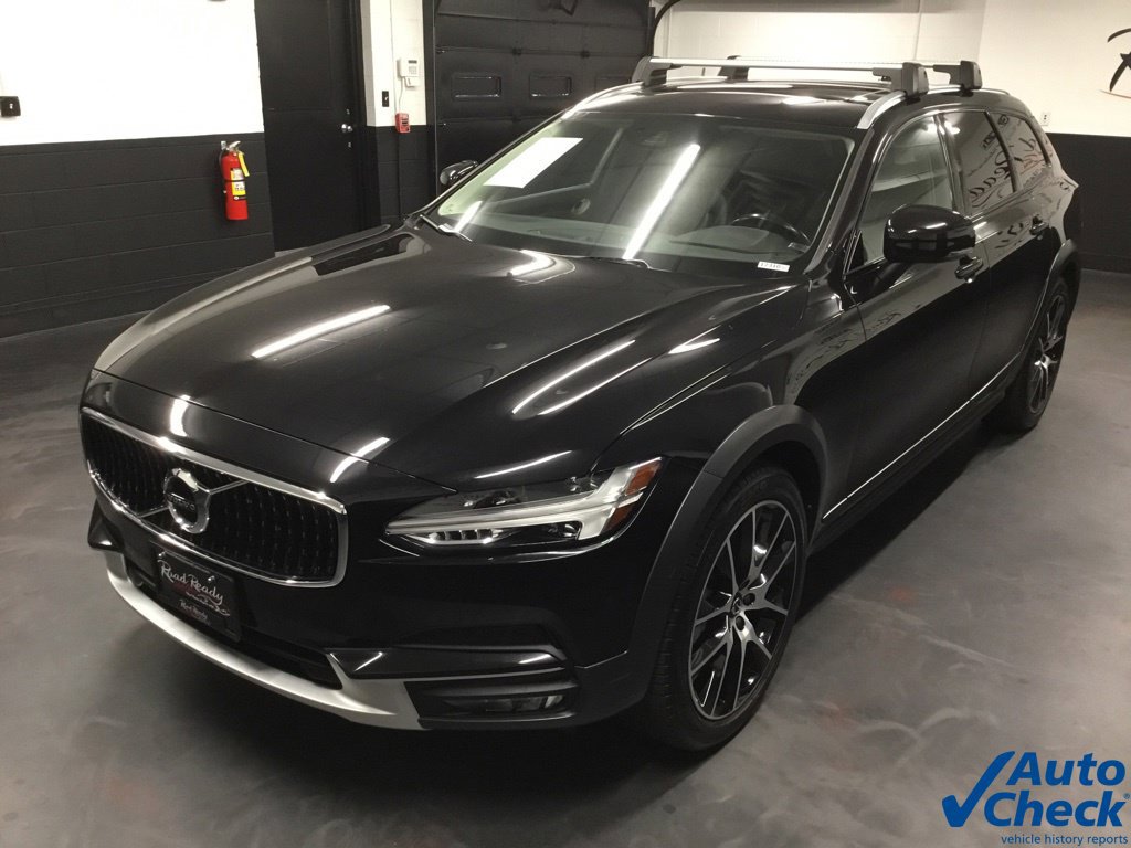Used 2020 Volvo V90 T6 Cross Country AWD/4WD image 6