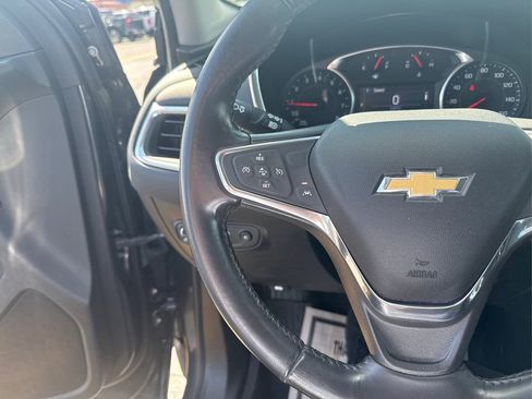 Used 2020 Chevrolet Equinox LT w/ Driver Convenience Package image 29