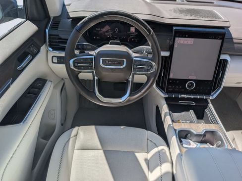 Certified 2025 GMC Acadia Denali w/ Super Cruise Package FWD image 16