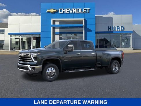 New 2026 Chevrolet Silverado 3500 LTZ w/ LTZ Plus Package AWD/4WD image 3