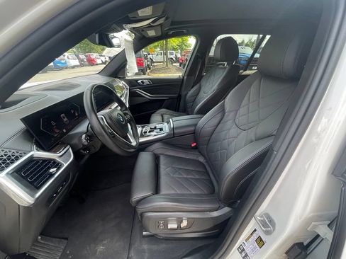 Used 2026 BMW X5 xDrive40i AWD/4WD image 24