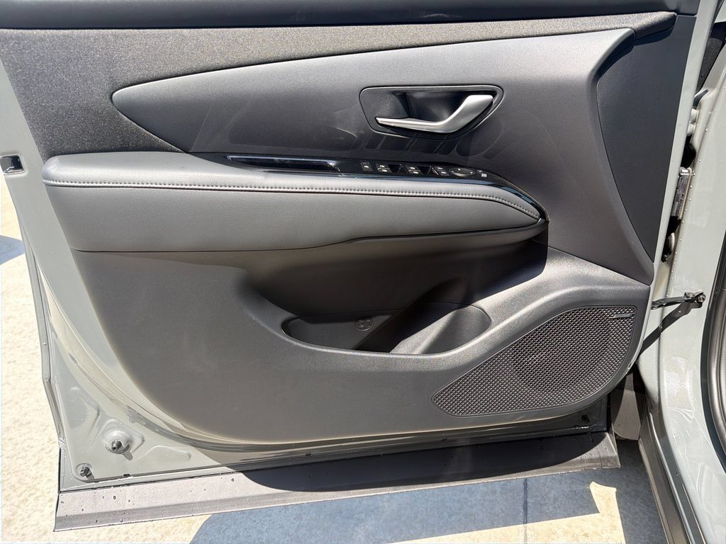 New 2026 Hyundai Santa Cruz Limited AWD/4WD image 13