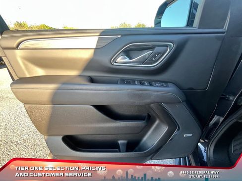 Certified 2023 GMC Yukon SLT w/ SLT Premium Package image 24