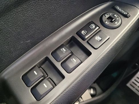Used 2017 Kia Forte S w/ S Premium Package FWD image 27