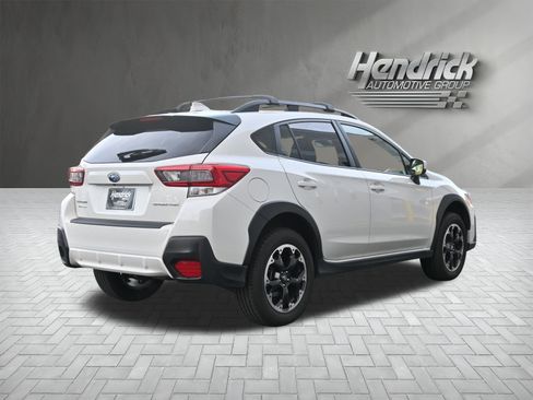 Used 2023 Subaru Crosstrek 2.0i Premium w/ Popular Package #3 image 9