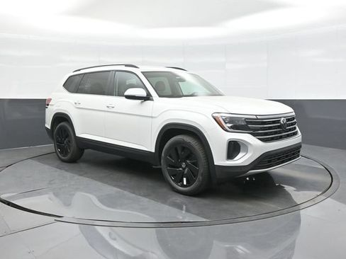 New 2026 Volkswagen Atlas SE AWD/4WD image 1