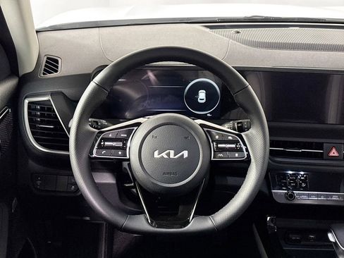 New 2026 Kia Seltos SX image 13