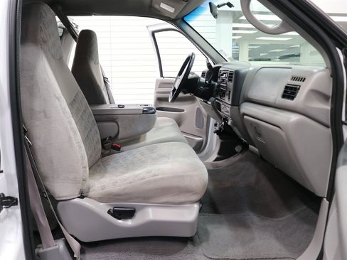 Used 2000 Ford F350 XLT image 77