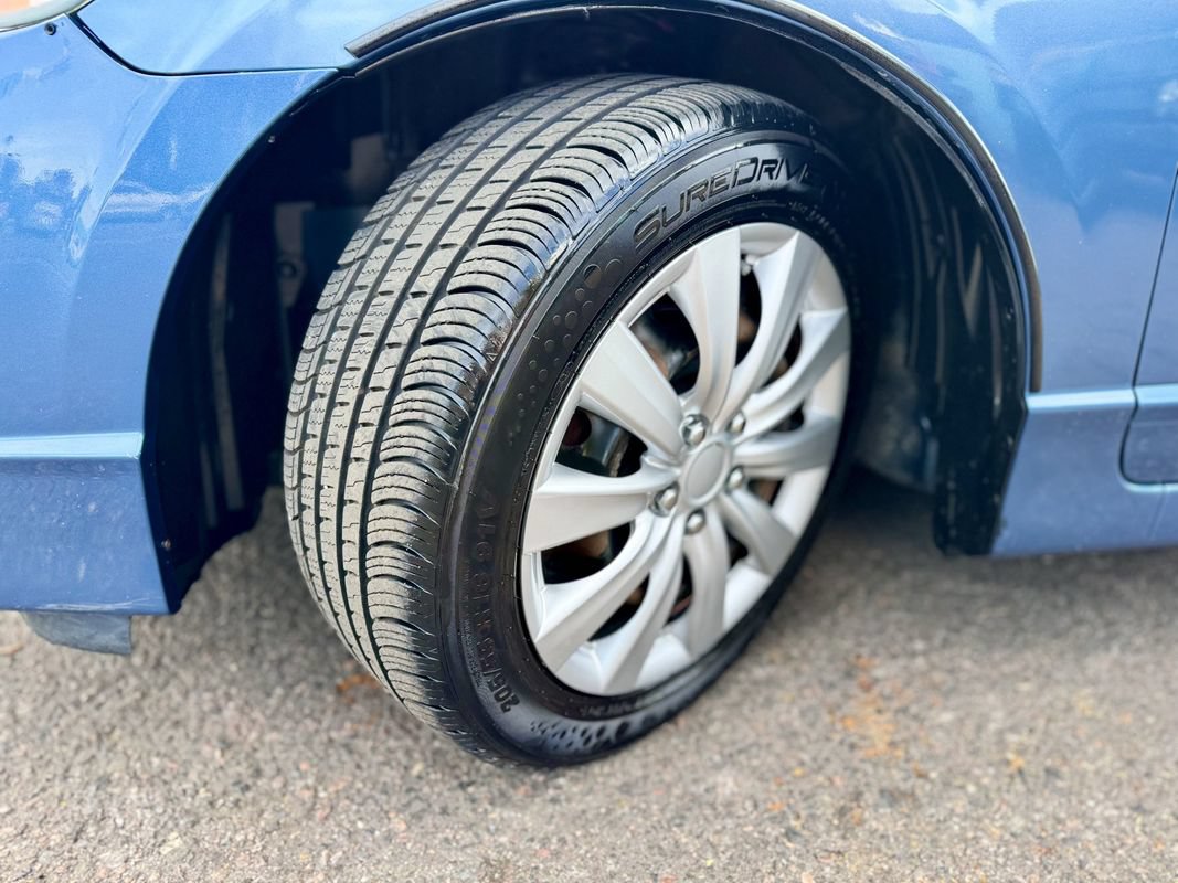 Used 2011 Honda Civic LX image 28