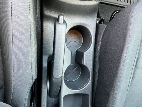 New 2025 Nissan Kicks S image 20