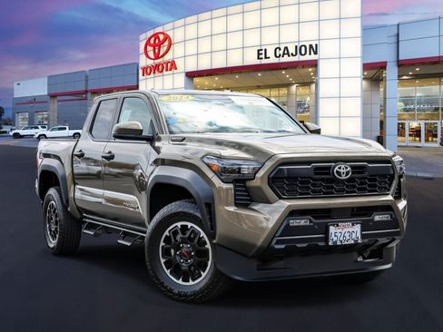 Certified 2024 Toyota Tacoma TRD Off-Road w/ TRD Off Road Upgrade Package AWD/4WD image 1