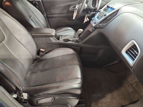 Used 2011 Chevrolet Equinox LT w/ Chrome Appearance Package FWD image 24