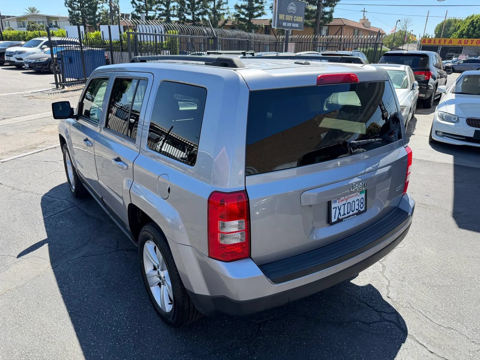 Used 2016 Jeep Patriot Latitude FWD image 21