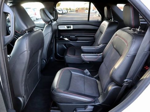 Certified 2023 Ford Explorer ST-Line w/ Class IV Trailer Tow Package image 27