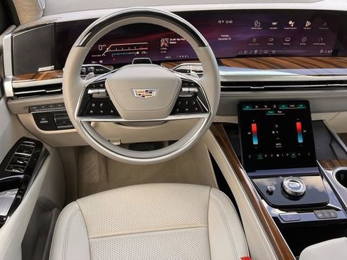 Certified 2026 Cadillac Escalade Platinum Sport w/ LPO, ONYX Package image 14