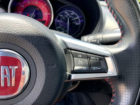 Used 2018 FIAT 124 Spider Abarth w/ Convenience Group RWD image 20