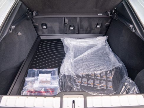 New 2026 Porsche Panamera 4 image 27