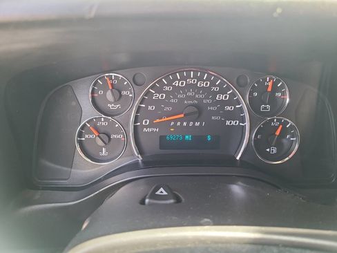 Used 2018 Chevrolet Express 2500 Extended image 55