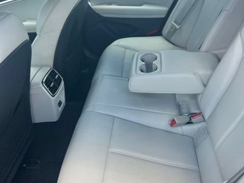 Used 2025 Genesis G70 2.5T AWD/4WD image 4