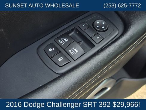 Used 2016 Dodge Challenger SRT w/ Technology Group RWD image 27