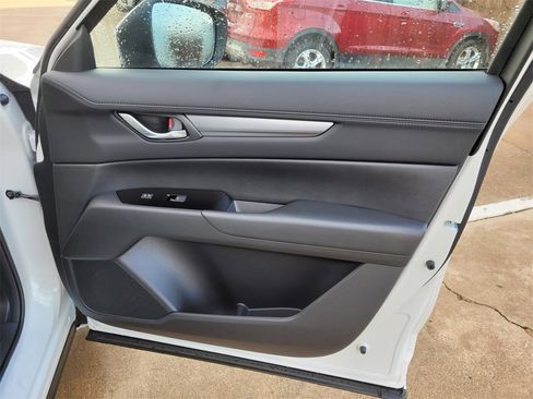 New 2025 MAZDA CX-5 AWD 2.5 S w/ Select Package image 6
