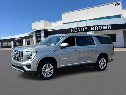 Used 2025 GMC Yukon XL Denali w/ Sun & Power Step Package