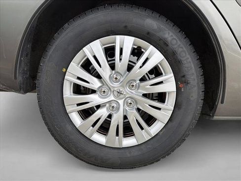 Used 2006 Toyota Camry LE image 8