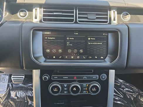 Used 2017 Land Rover Range Rover Long Wheelbase Supercharged AWD/4WD image 23