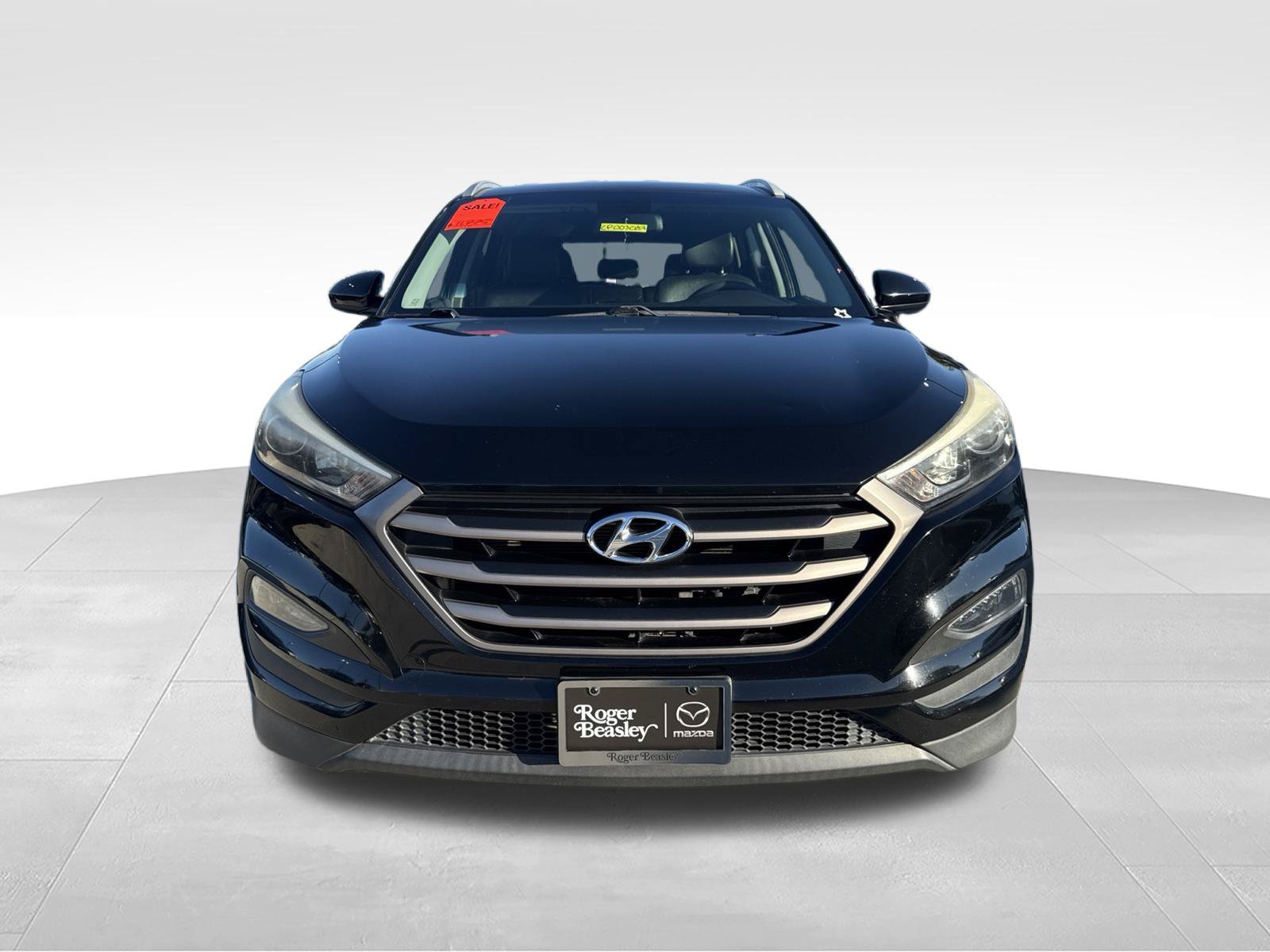 Used 2016 Hyundai Tucson SE w/ Option Group 02 FWD image 2