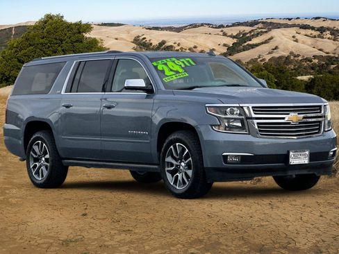 Used 2016 Chevrolet Suburban LTZ image 1