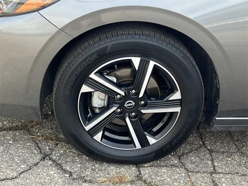 Used 2024 Nissan Sentra SV image 25