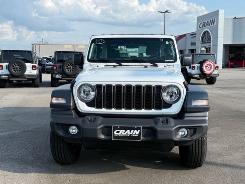 Used 2024 Jeep Wrangler Sport AWD/4WD image 2