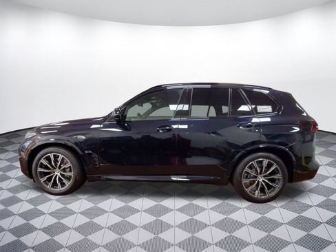 Used 2026 BMW X5 xDrive50e w/ M Sport Package image 2