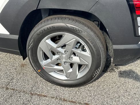 Certified 2026 Hyundai Kona SE FWD image 19