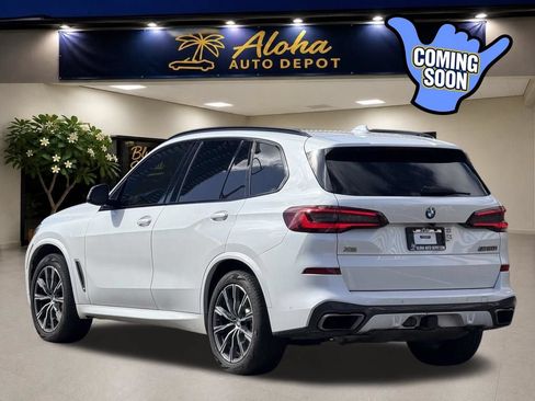 Used 2021 BMW X5 M50i w/ Executive Package AWD/4WD image 3