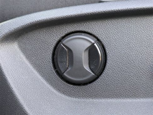 Certified 2023 Volkswagen Atlas SEL image 29