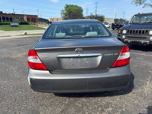 Used 2004 Toyota Camry SE FWD image 5