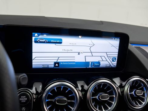 New 2025 Mercedes-Benz GLA 35 AMG GLA 35 AMG image 29