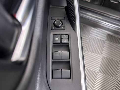 Used 2019 Toyota RAV4 XLE image 21